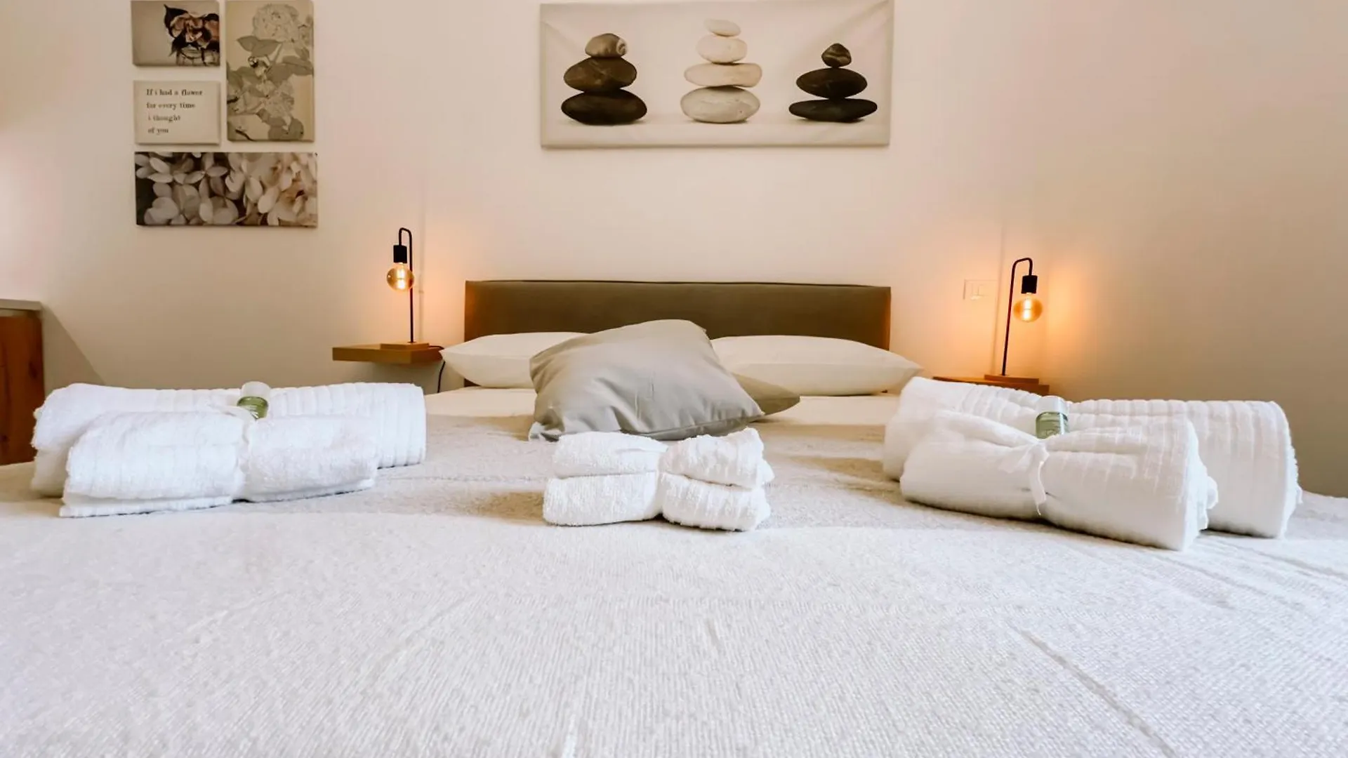 Apartment Ferienwohnung Centro Storico Spina White House Pisa